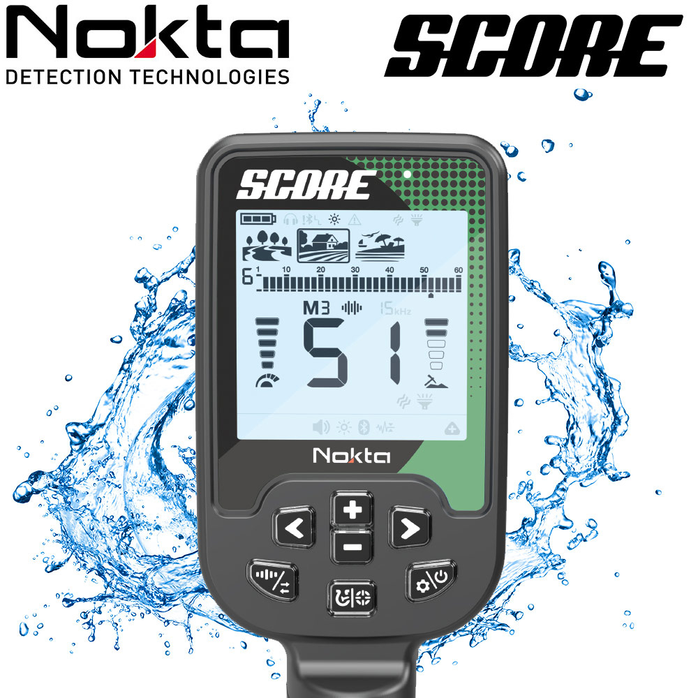 Nokta Score 2 Écran de contrôle LCD rétroéclairé du boîtier étanche Nokta Score entouré d'éclaboussures d'eau