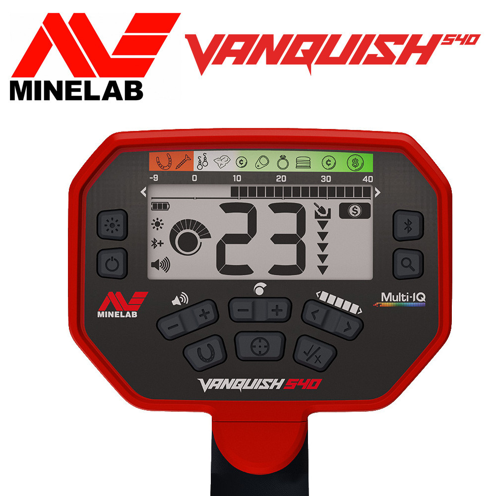 Minelab Vanquish 540 3 Gros plan sur l'écran LCD et l'interface de contrôle du Minelab Vanquish 540, affichant les modes de prospection et la technologie Multi-IQ.
