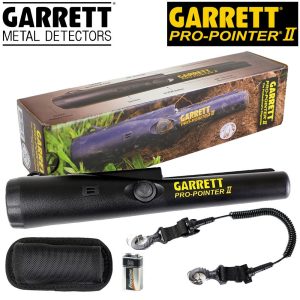 Pack complet du pinpointer Garrett Pro-Pointer II avec sa boîte d'origine, un étui de ceinture noir, une pile 9V et son cordon de sécurité rétractable.